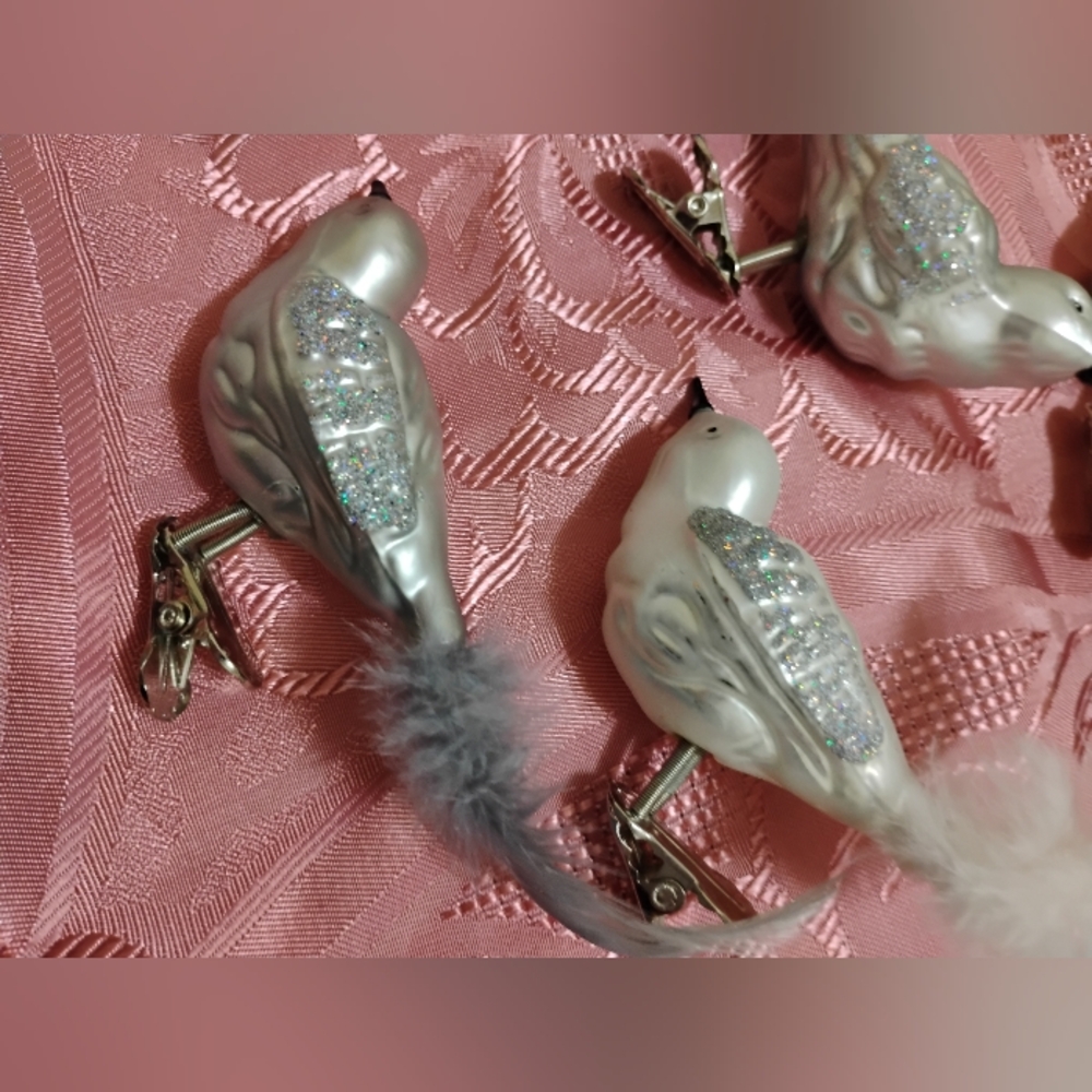 Vintage Glass Blown Glitter Clip-on Birds- Set of 5 - Picture 12 of 13